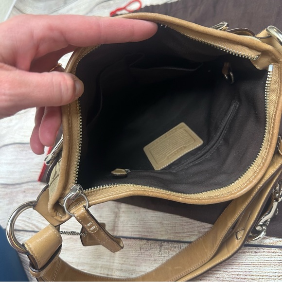 Coach Signature Canvas and Leather Soho 3574 shoulder purse - Picture 11 of 15